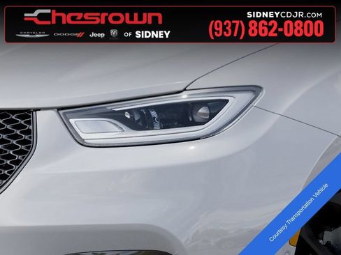 New 2026 Chrysler Pacifica Select w/ S Appearance Package FWD image 10