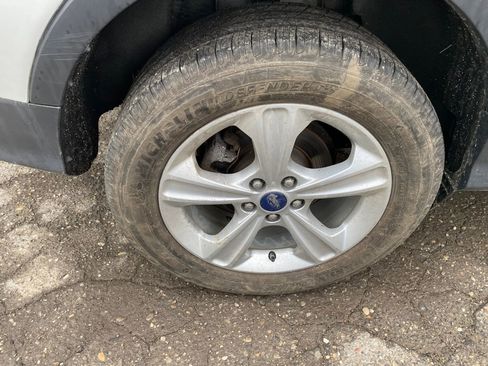 Used 2014 Ford Escape SE image 26