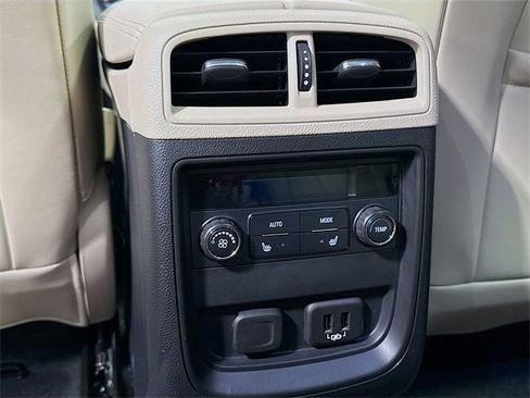 Used 2020 Buick Envision Essence w/ Experience Buick Package image 29