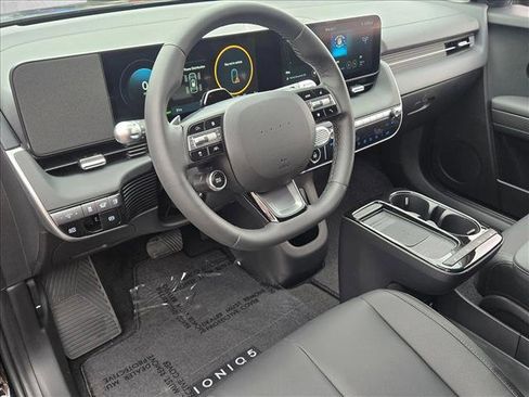 New 2026 Hyundai Ioniq 5 SEL AWD/4WD image 3