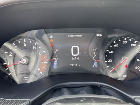 Used 2025 Jeep Compass Trailhawk w/ Trailhawk Convenience Group AWD/4WD image 34
