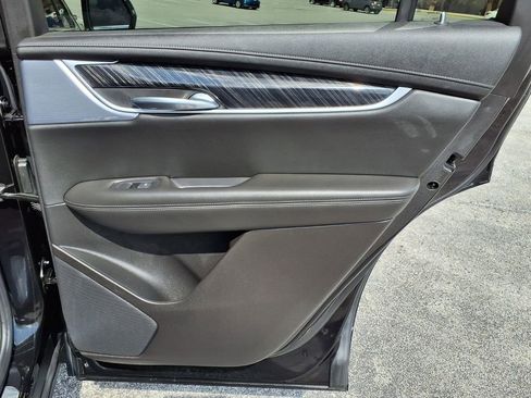 Used 2024 Cadillac XT6 Premium Luxury w/ Technology Package image 15