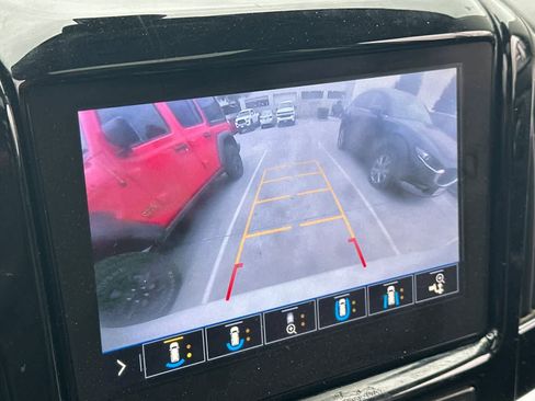 Used 2020 Chevrolet Traverse Premier w/ LPO, Floor Liner Package AWD/4WD image 22