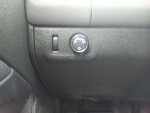 Used 2022 Chevrolet Colorado W/T w/ WT Convenience Package RWD image 26
