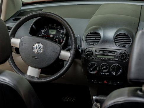 Used 2004 Volkswagen Beetle GLS image 13