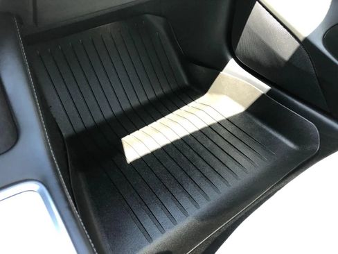 Used 2022 Tesla Model 3 Performance AWD/4WD image 23