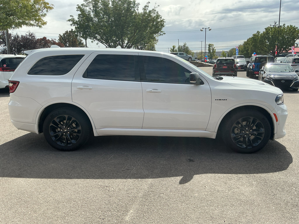 Used 2022 Dodge Durango R/T w/ Blacktop Package AWD/4WD image 4