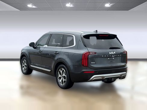 Used 2022 Kia Telluride EX w/ Towing Package AWD/4WD image 3
