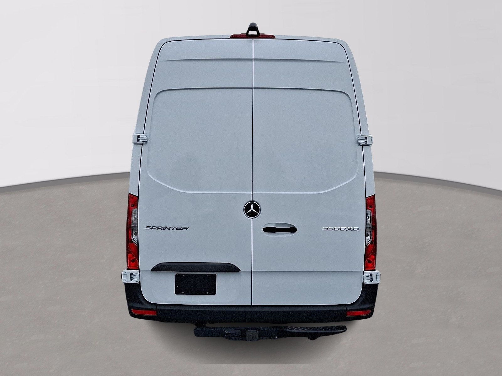 Used 2024 Mercedes-Benz Sprinter 3500 image 5