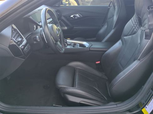 Used 2019 BMW Z4 sDrive30i w/ M Sport Package image 17