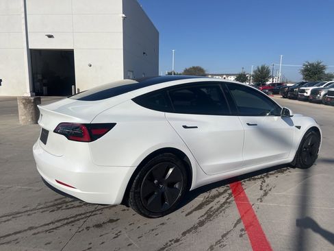 Used 2023 Tesla Model 3 Standard Range image 6