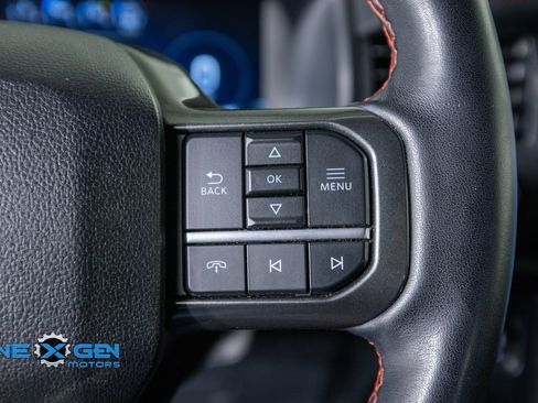 Used 2024 Ford Expedition Limited AWD/4WD image 15