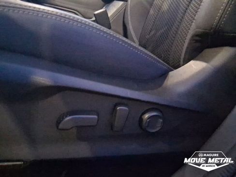 Used 2021 Subaru Forester Premium image 10