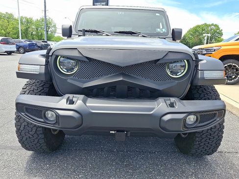 Used 2023 Jeep Wrangler Unlimited Sport AWD/4WD image 2