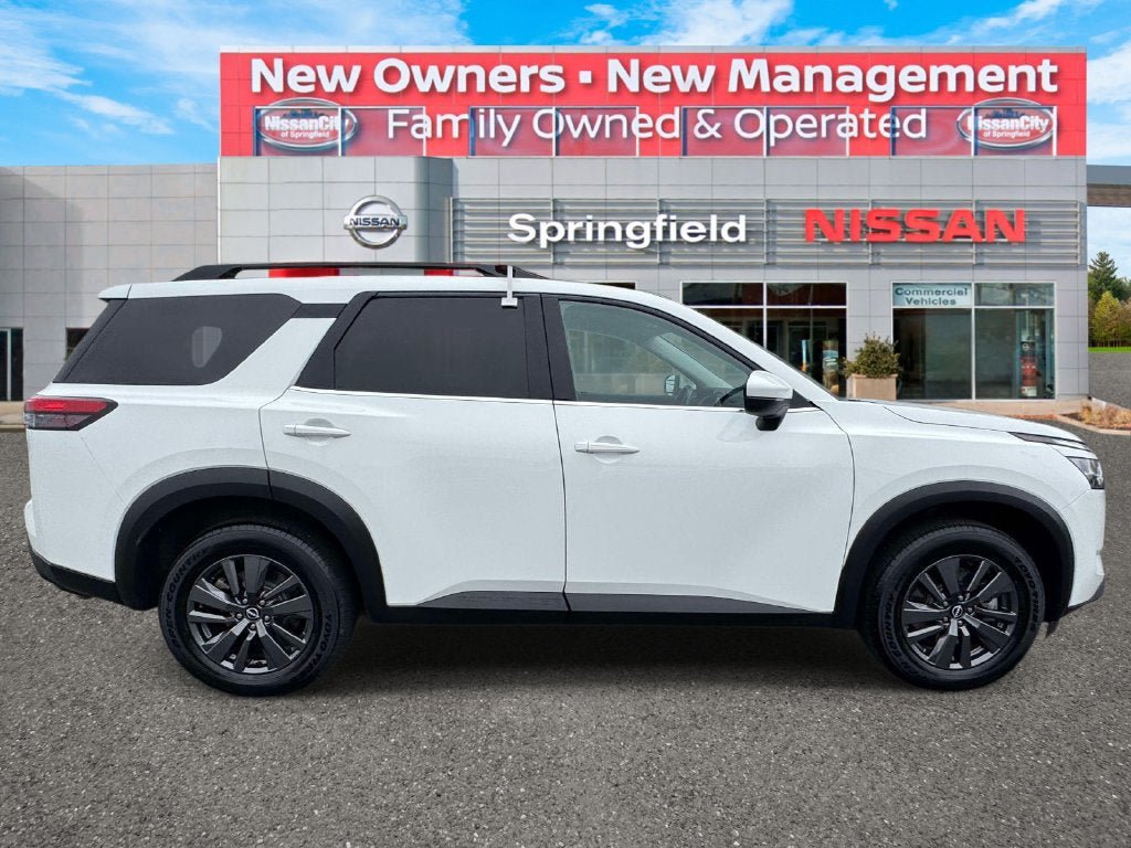 Certified 2022 Nissan Pathfinder SV AWD/4WD image 6
