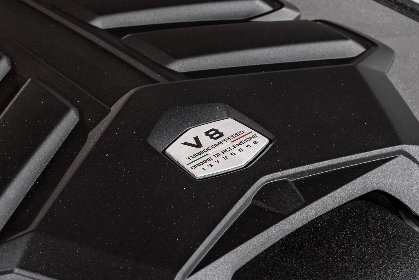 Used 2022 Lamborghini Urus AWD/4WD image 51