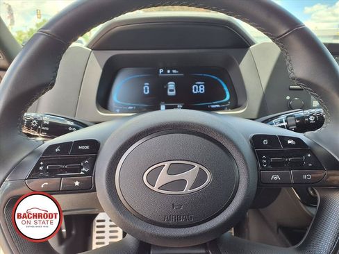 Used 2025 Hyundai Elantra Sport FWD image 20