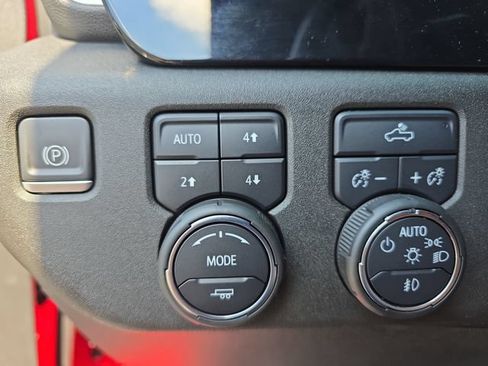 Used 2023 Chevrolet Silverado 1500 RST AWD/4WD image 28