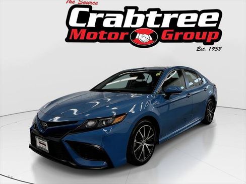 Certified 2023 Toyota Camry SE image 1