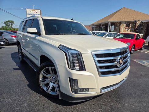 Used 2015 Cadillac Escalade Luxury RWD image 7