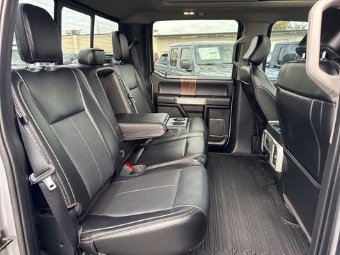 Used 2020 Ford F150 Lariat w/ Equipment Group 502A Luxury AWD/4WD image 19