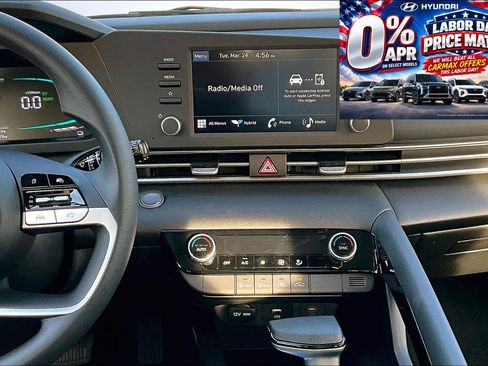 New 2026 Hyundai Elantra Hybrid FWD image 9