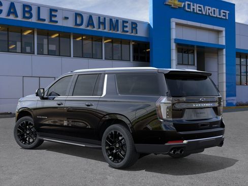 New 2026 Chevrolet Suburban Premier w/ Sun And Tow Package AWD/4WD image 31