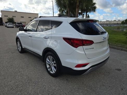 Used 2018 Hyundai Santa Fe Sport 2.0T FWD image 3