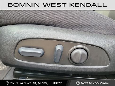 Used 2023 Chevrolet Malibu RS image 11