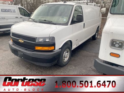 Used 2021 Chevrolet Express 2500 Extended w/ Driver Convenience Package RWD image 1