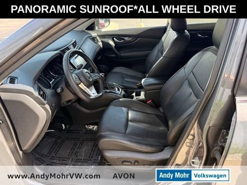 Used 2019 Nissan Rogue SL w/ Premium Package AWD/4WD image 12