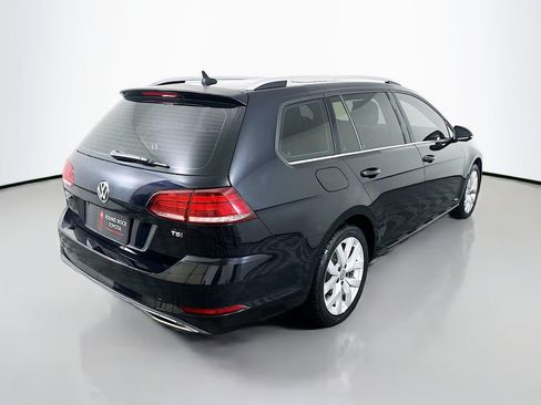 Used 2018 Volkswagen Golf SEL image 5