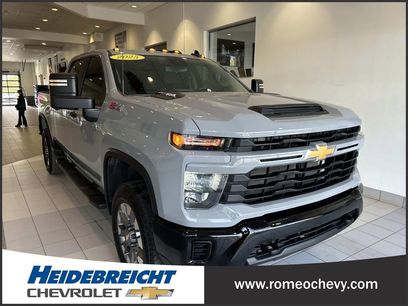 Used 2025 Chevrolet Silverado 2500 Custom w/ Custom Convenience Package