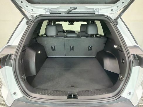Used 2025 Chevrolet Equinox LT w/ Convenience Package II FWD image 29