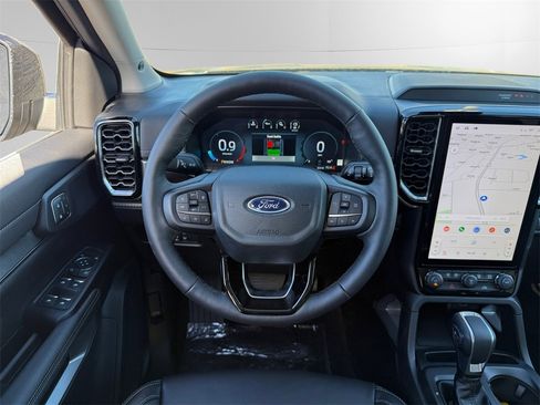 New 2025 Ford Ranger Lariat w/ FX4 Off-Road Package image 10