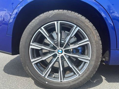 Used 2026 BMW X5 M60i AWD/4WD image 39