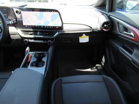 New 2025 Chevrolet Equinox EV RS image 17