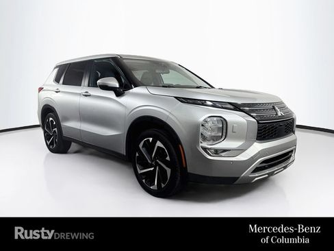 Used 2024 Mitsubishi Outlander SE Black Edition AWD/4WD image 1
