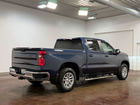 Used 2021 Chevrolet Silverado 1500 LT w/ Z71 Off-Road Package image 24