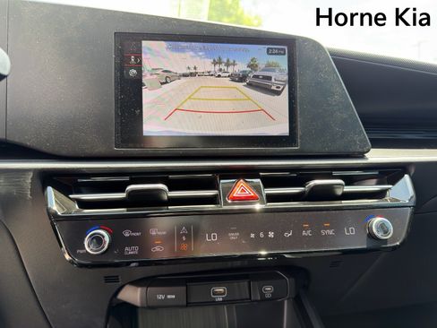 New 2026 Kia Niro LX FWD image 17