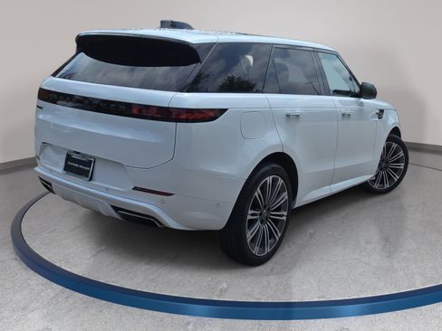 Certified 2024 Land Rover Range Rover Sport Dynamic SE AWD/4WD image 5