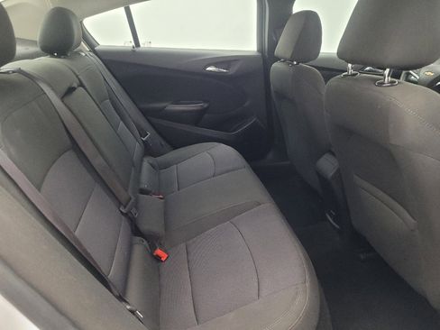 Used 2017 Chevrolet Cruze LT w/ Convenience Package image 19