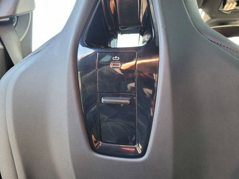 Certified 2025 BMW iX xDrive50 w/ Premium Package image 21