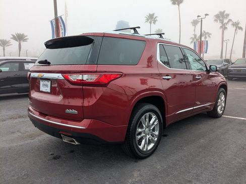 Used 2018 Chevrolet Traverse High Country image 4
