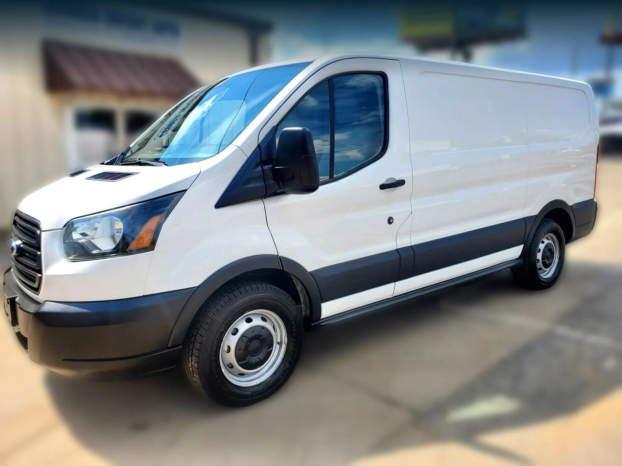 Used 2015 Ford Transit 150 130 Low Roof RWD image 5