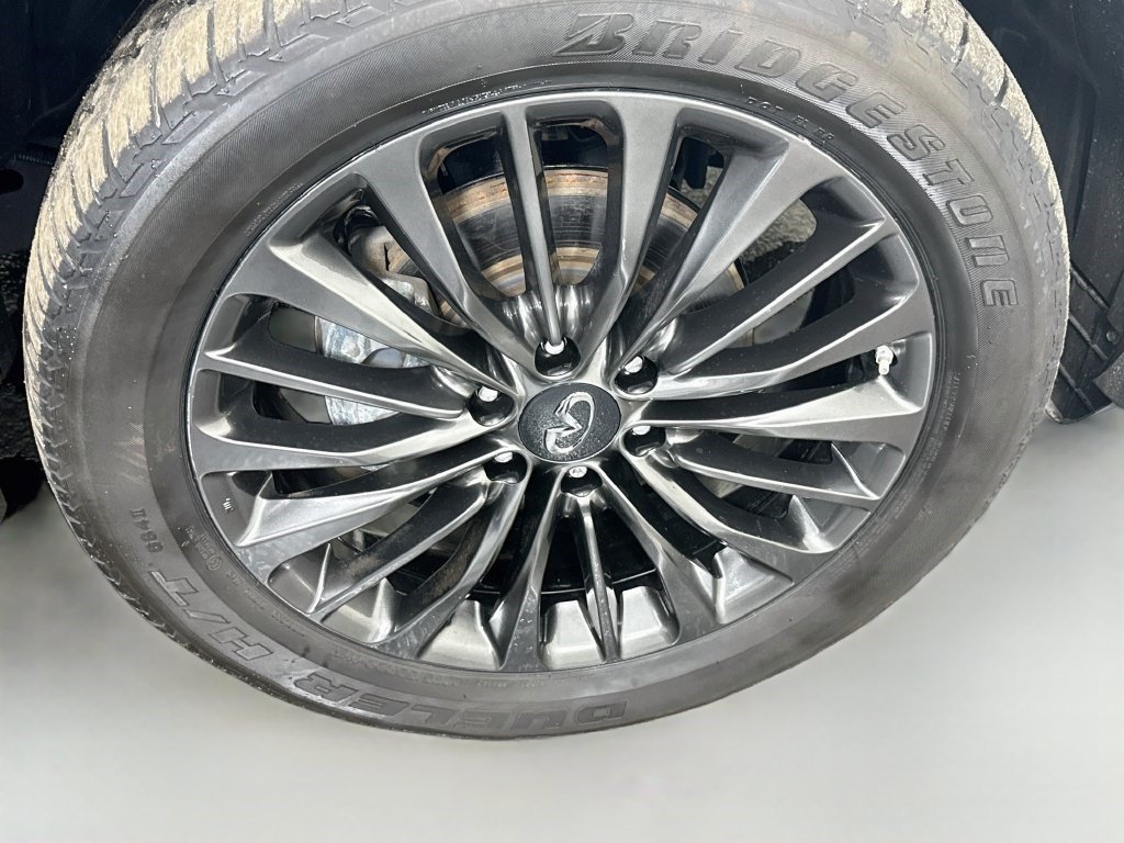 Used 2023 INFINITI QX80 Sensory w/ Cargo Package AWD/4WD image 30