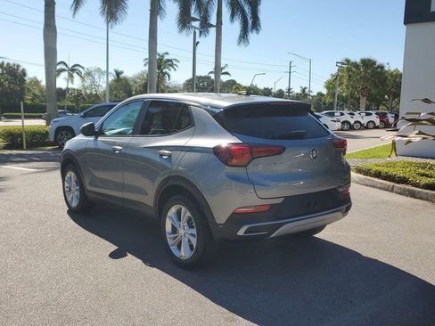 Certified 2023 Buick Encore GX Preferred FWD image 3