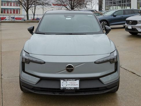 New 2026 Volvo EX30 Ultra image 5