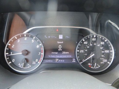Used 2021 Nissan Titan SV w/ SV Convenience Package AWD/4WD image 22