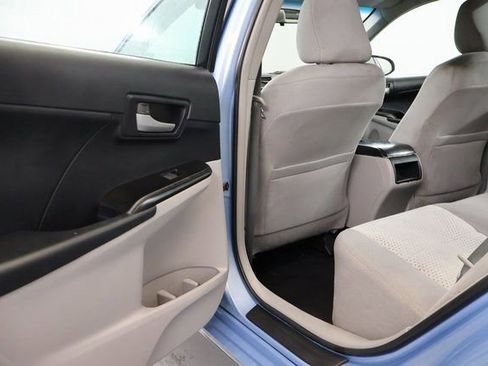 Used 2012 Toyota Camry SE image 9